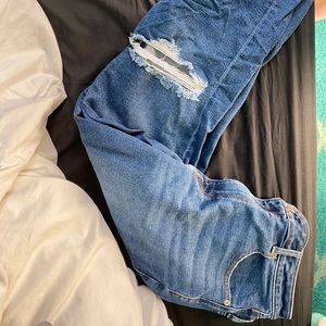 American eagle mom jeans